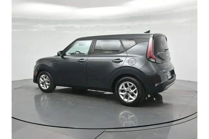 $14206 : Kia Soul 2023 LX 4dr Crossov image 7