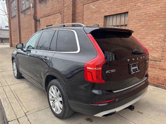 $13475 : 2016 XC90 T6 Momentum image 3