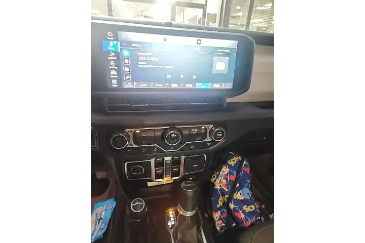 $36885 : Jeep Gladiator 2025 4x4 Spor image 5