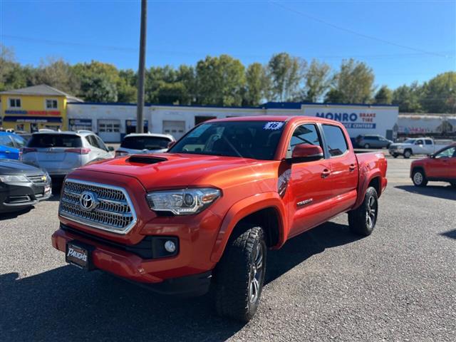 $27490 : 2016 Tacoma image 6