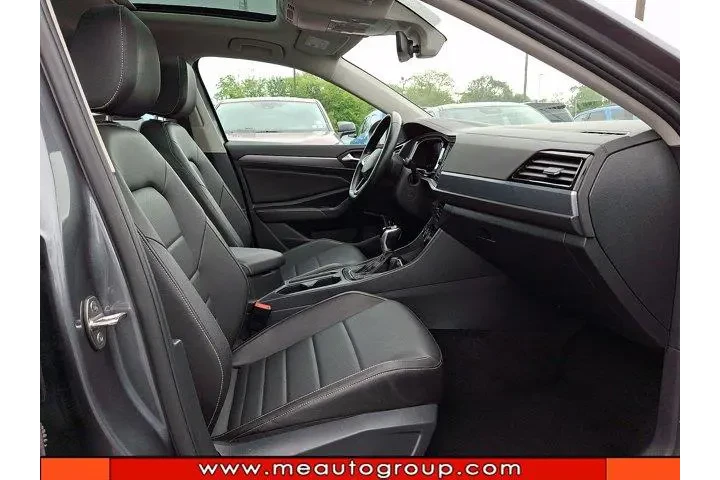 $19704 : Volkswagen Jetta 2024 SE 4dr image 8