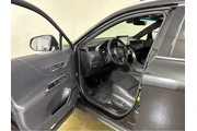 $30979 : Gold Certified2022 Venza XLE thumbnail