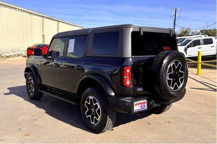 $39977 : Ford Bronco 2023 4x4 Outer B image 8