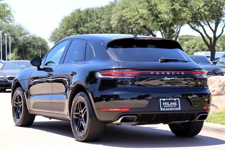 $27997 : 2020 Macan image 10