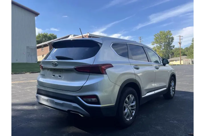 $10999 : 2019 Santa Fe SE 2.4L image 5