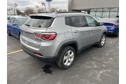 $19588 : Jeep Compass 2021 4x4 Latitu thumbnail