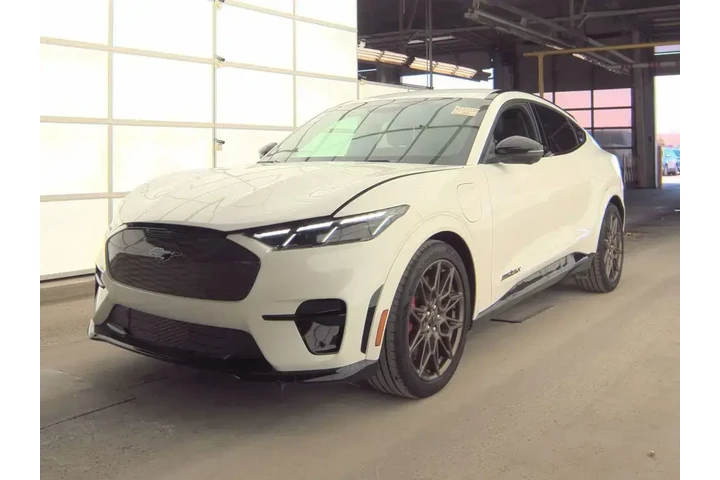 $37999 : Ford Mustang Mach-E 2025 AWD image 1