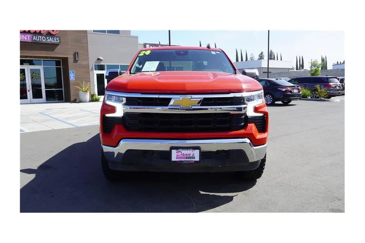 $38984 : 2024 Silverado 1500 LT image 3