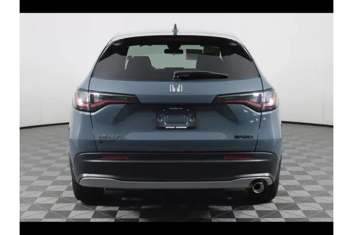 $27875 : Honda HR-V 2024 AWD Sport 4d image 6