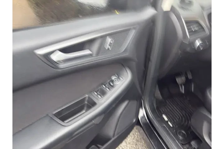 $13750 : Ford Edge 2019 SE 4dr Crosso image 3