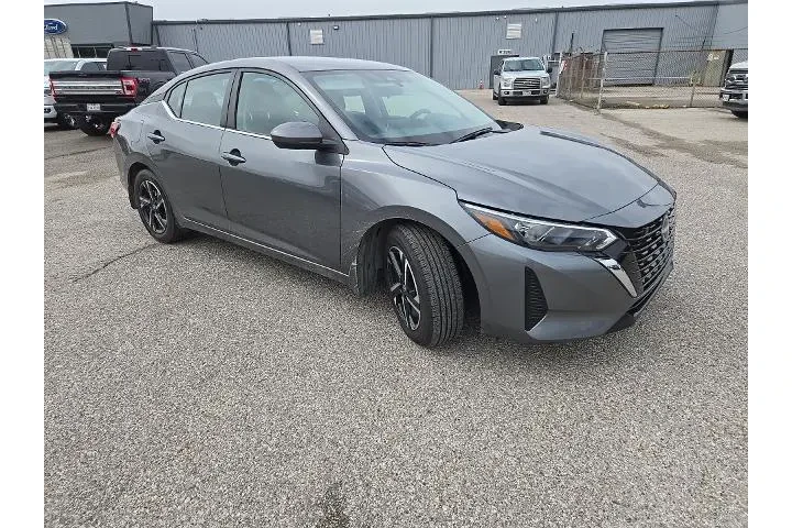 $17383 : Nissan Sentra 2024 SV 4dr Se image 8