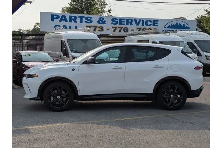 $21999 : Dodge Hornet 2024 AWD R/T 4d image 7