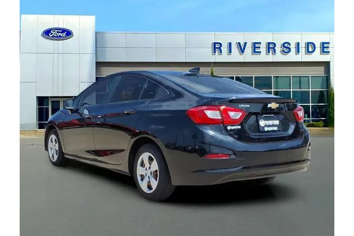 $10595 : Chevrolet Cruze 2018 LS Auto image 5