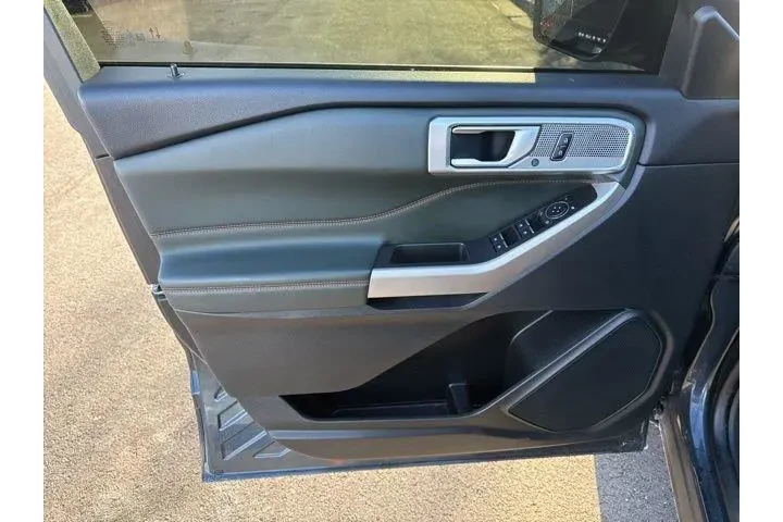 $36000 : Ford Explorer 2023 AWD Timbe image 8