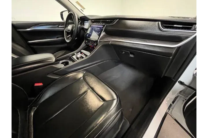 $28509 : Jeep Grand Cherokee 2024 4x4 image 10