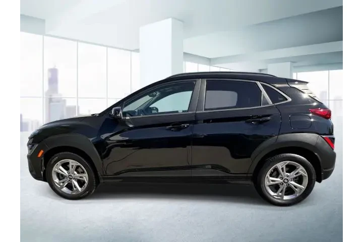 $18999 : Hyundai KONA 2023 AWD SEL 4d image 2