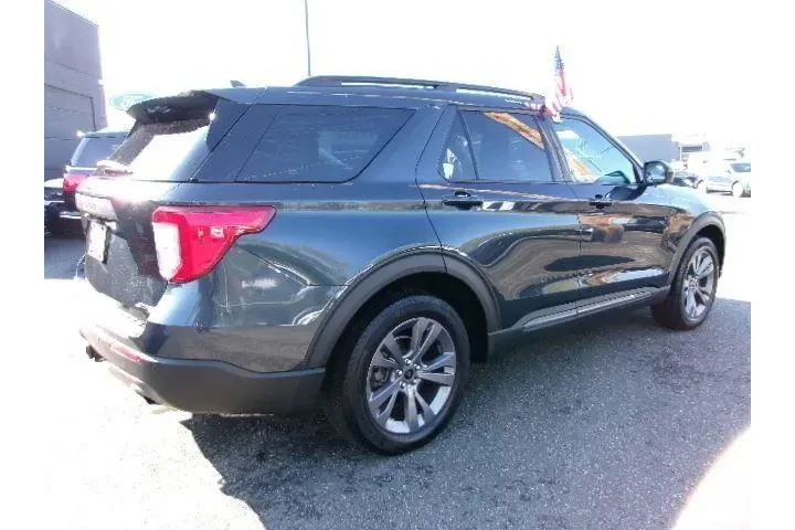 $33396 : Ford Explorer 2022 AWD XLT 4 image 6