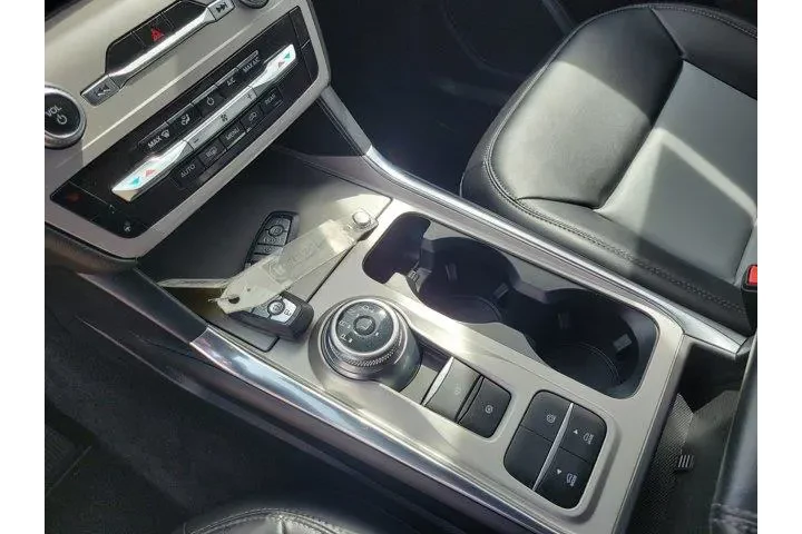 $32000 : Ford Explorer 2023 XLT 4dr S image 5