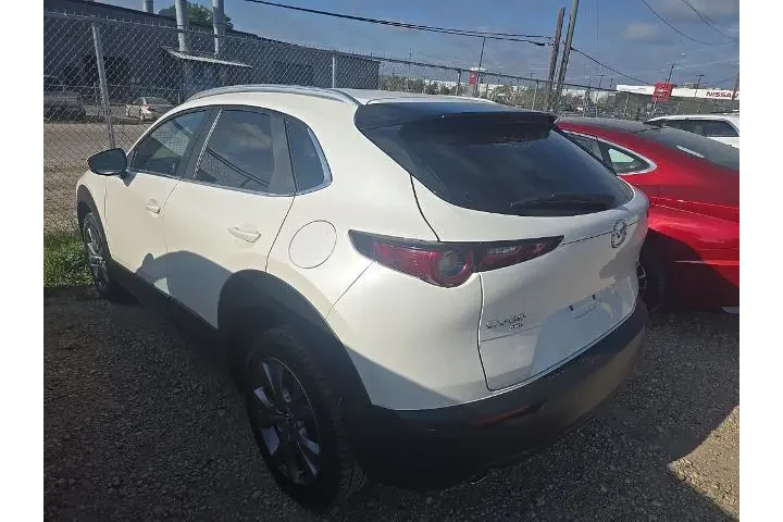 $22361 : Mazda CX-30 2025 AWD 2.5 S C image 2