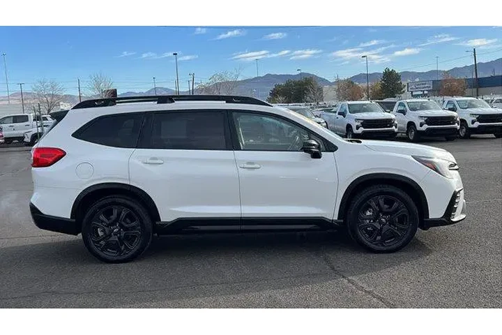 $37984 : Subaru Ascent 2023 AWD Onyx image 4