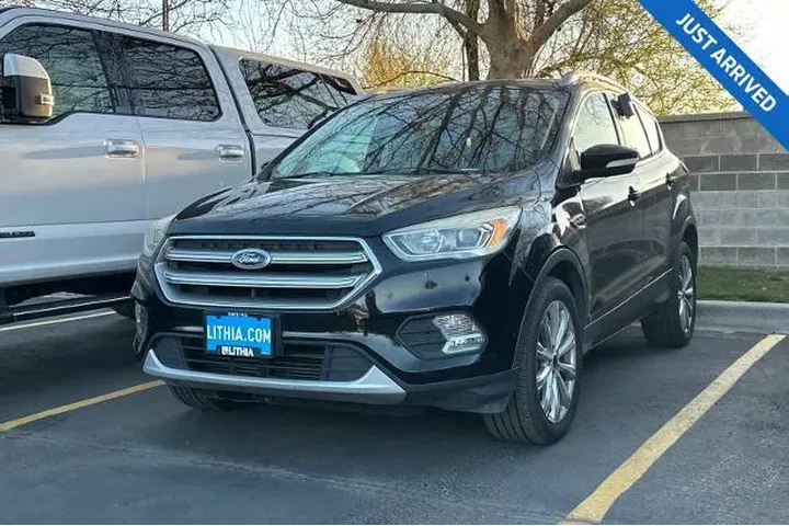 $10995 : Ford Escape 2017 AWD Titaniu image 1