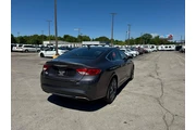 $5980 : 2015 200 4dr Sdn C FWD thumbnail