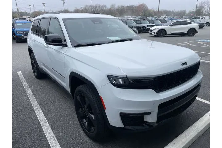 $35992 : Jeep Grand Cherokee L 2023 4 image 2