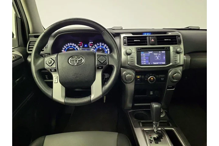 $31998 : Toyota 4Runner 2019 4x4 SR5 image 10