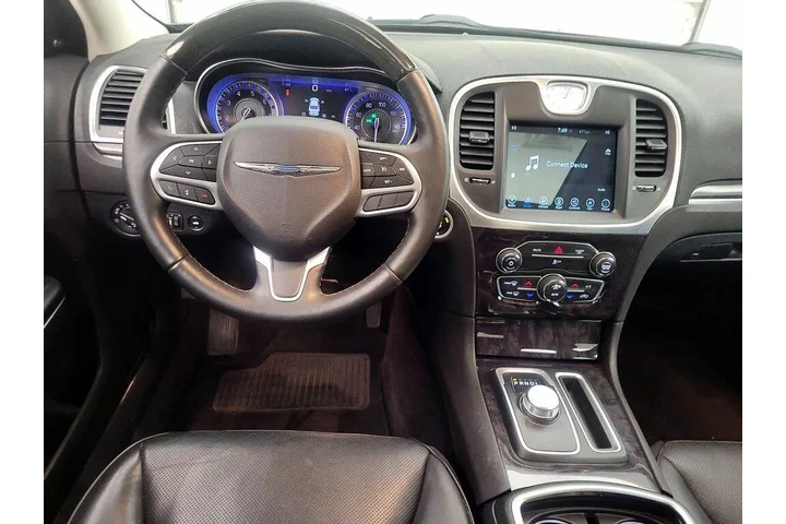 $20998 : Chrysler 300 2017 AWD C 4dr image 10