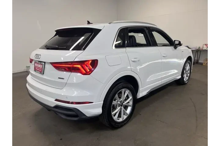 $28490 : Audi Q3 2025 AWD quattro S l image 5