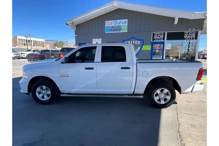 2018 RAM 1500 Tradesman Crew image 8