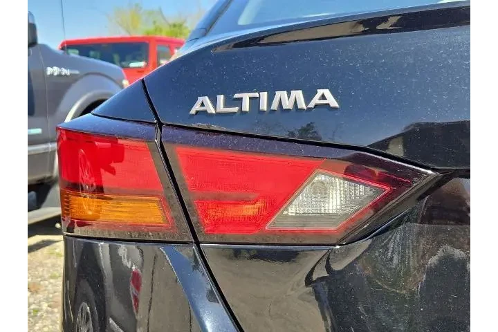 $21999 : Nissan Altima 2025 2.5 SV 4d image 9