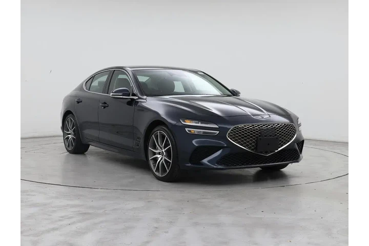 $33998 : Genesis G70 2025 2.5T Standa image 1