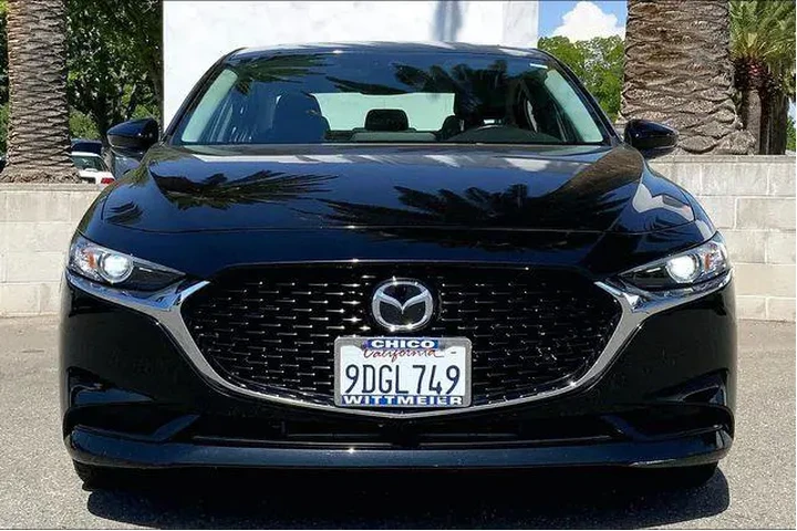 $23985 : Mazda Mazda3 Sedan 2022 AWD image 3
