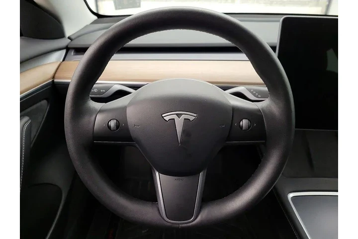 $27998 : Tesla Model 3 2023 4dr Sedan image 10
