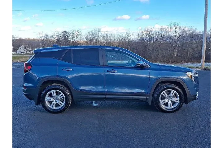 $26000 : GMC Terrain 2024 AWD SLE 4dr image 7