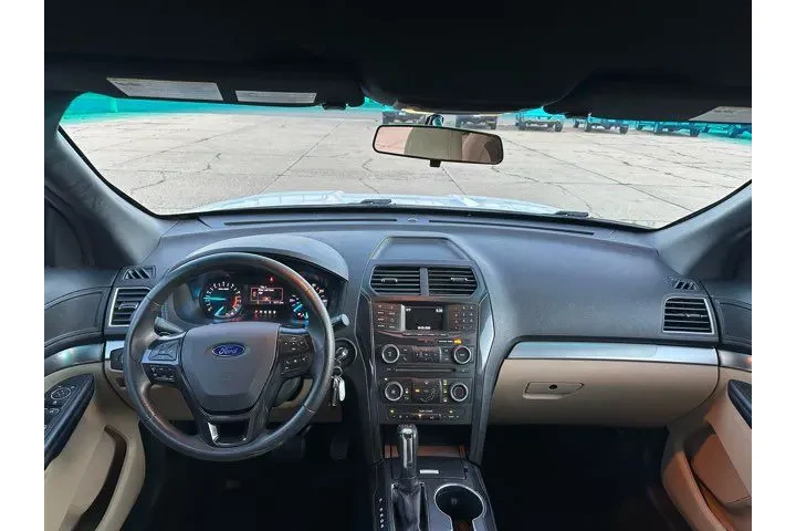 $15500 : 2016 Explorer ONLY 69,000 Mil image 10
