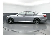 $18795 : Honda Accord Hybrid 2022 Tou thumbnail