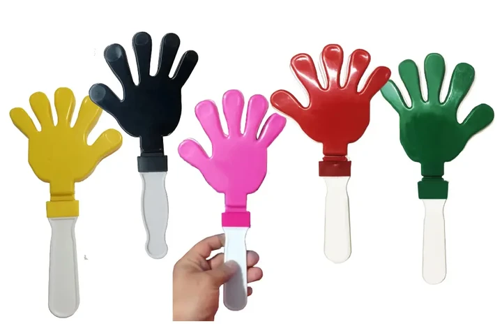 $1 : APLAUDIDORES DE MANITAS DE PLA image 1