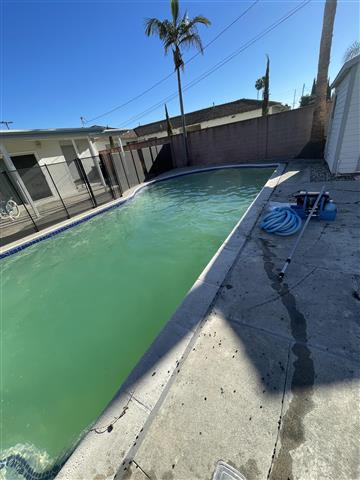 Pool Solutions image 6
