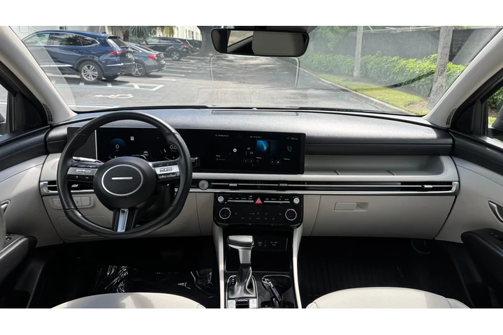 $22499 : 🚘*Hyundai Tucson SEL 2025* image 5