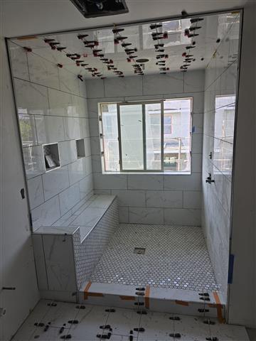 Experienced Tile Installer. image 9