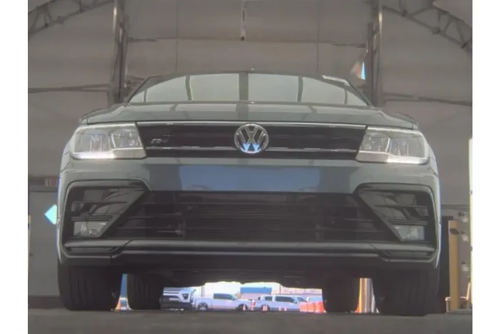 $18123 : Volkswagen Tiguan 2020 SE 4d image 3