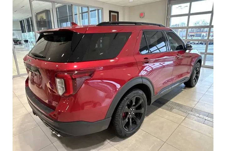 $30990 : Ford Explorer 2020 AWD ST 4d image 3