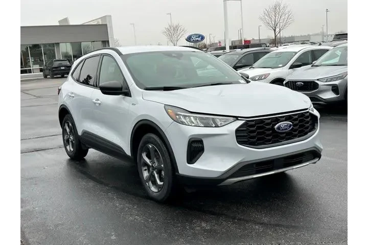 $26900 : Ford Escape 2025 AWD ST-Line image 2