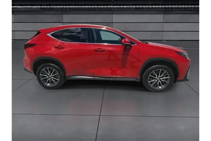 $33988 : Lexus NX 250 2022 Premium 4d image 9