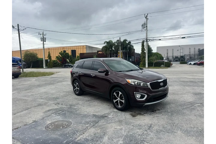 $7999 : Kia Sorento ( 3 filas ) Cash!! image 4