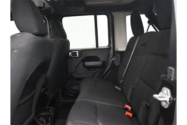 $24212 : Jeep Wrangler Unlimited 2020 image 10