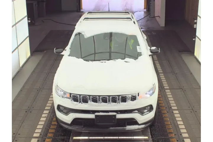 $19693 : Jeep Compass 2024 4x4 Latitu image 2