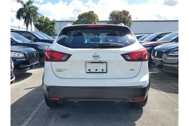 $9990 : Nissan Rogue Sport 2017 S 4d image 5